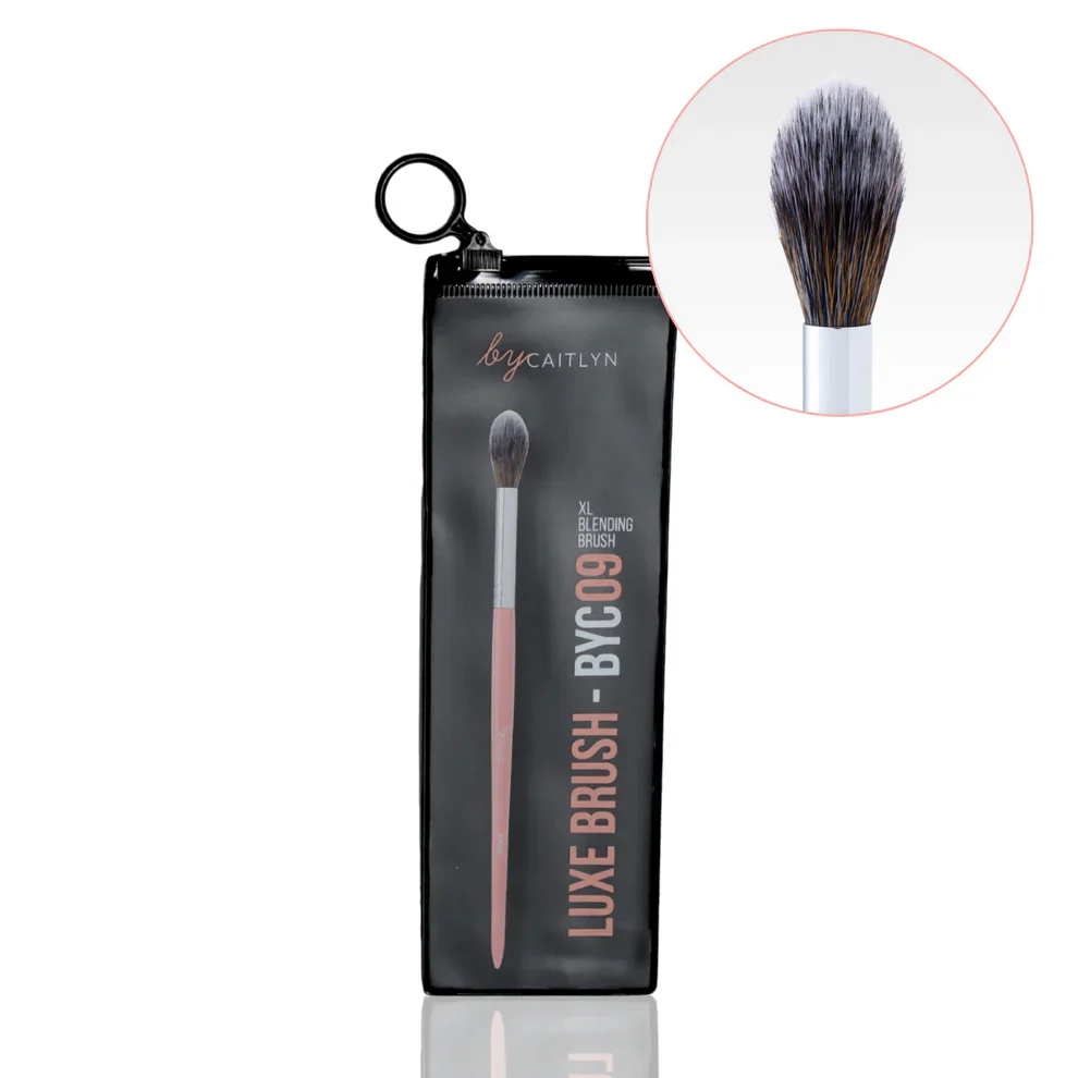 By Caitlyn BYC09 XL Blending Luxe Brush - Image 2