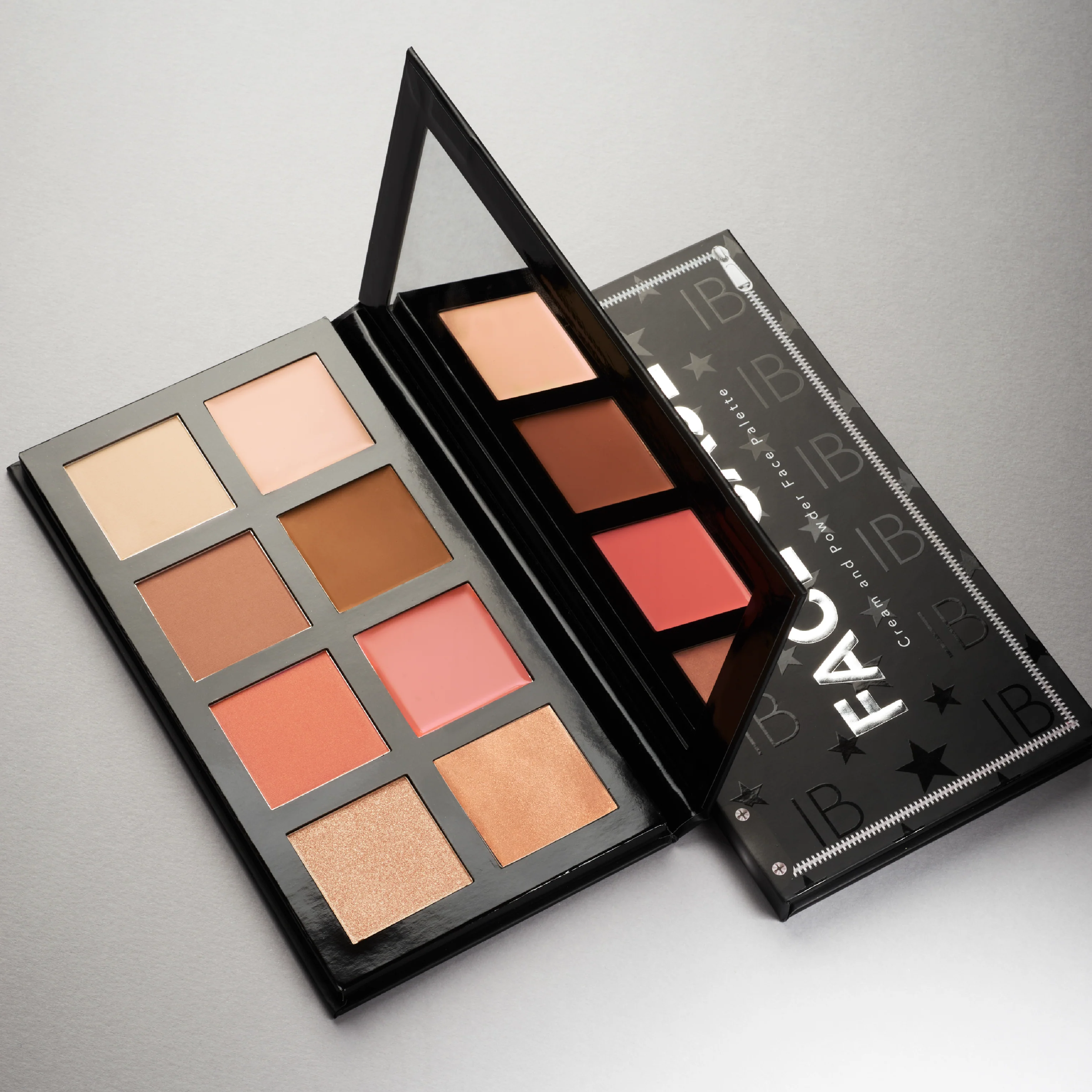 Iconic Bronze Face Case Cream and Powder Palette - Image 5