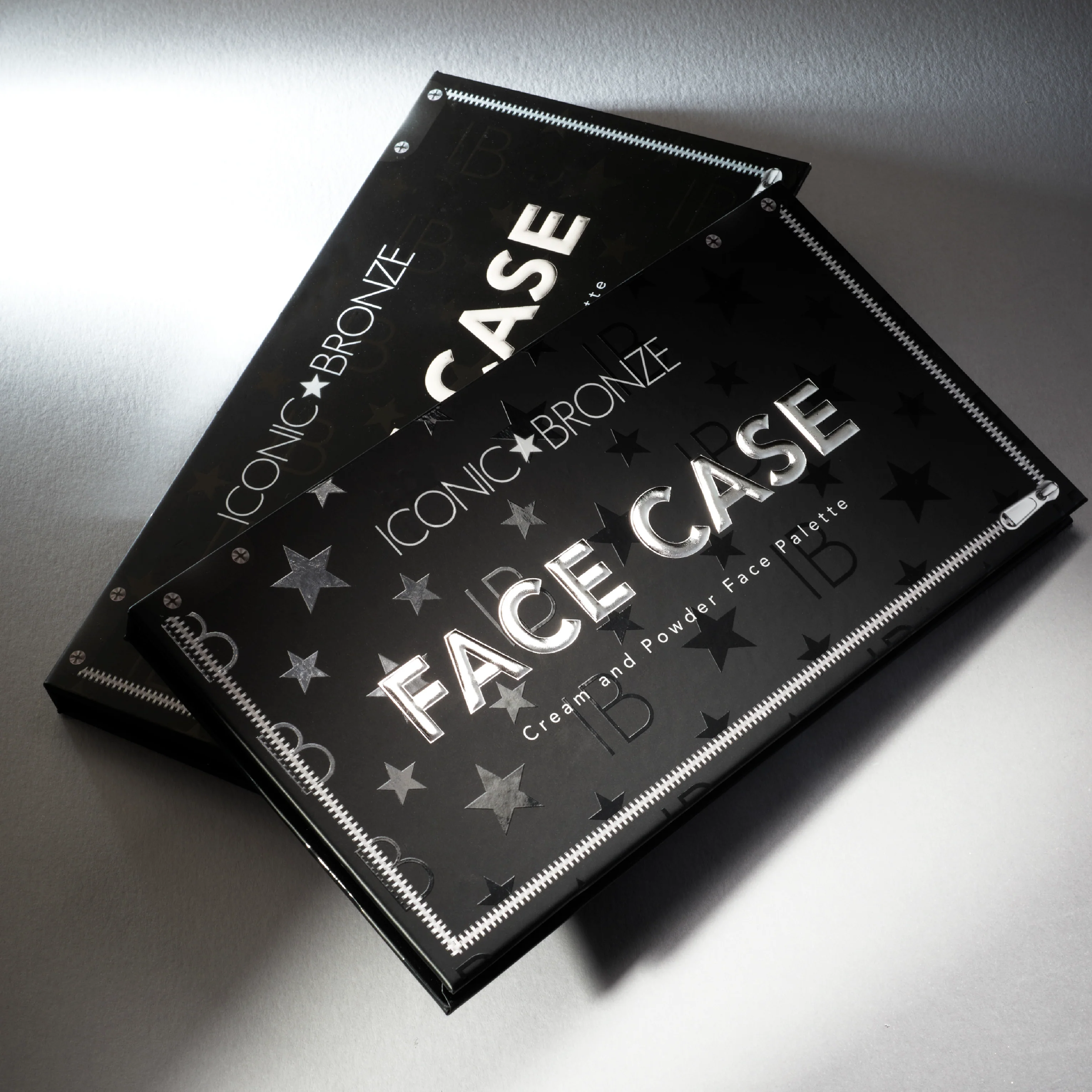 Iconic Bronze Face Case Cream and Powder Palette - Image 9