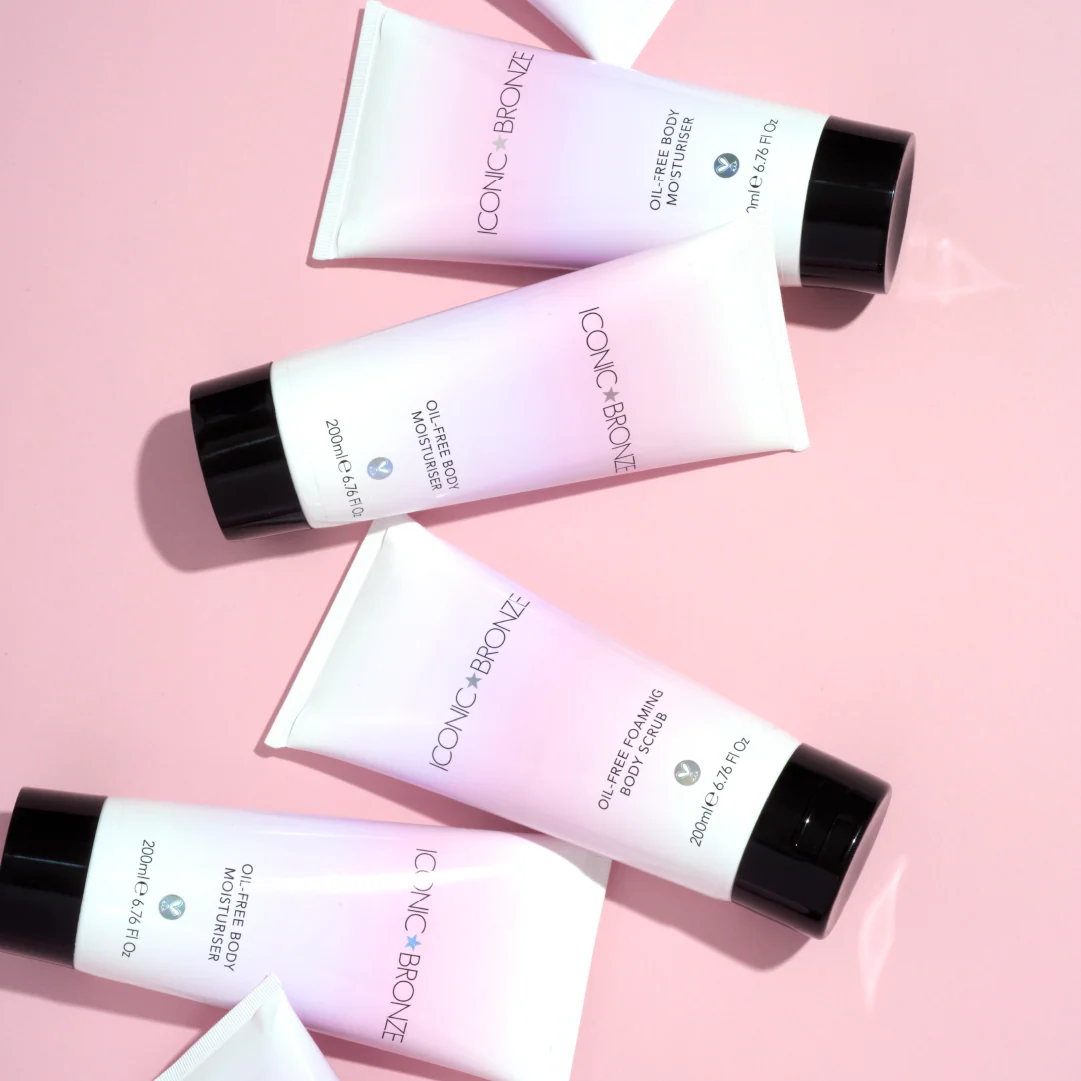 Iconic Bronze Oil-Free Foaming Body Scrub - Image 4