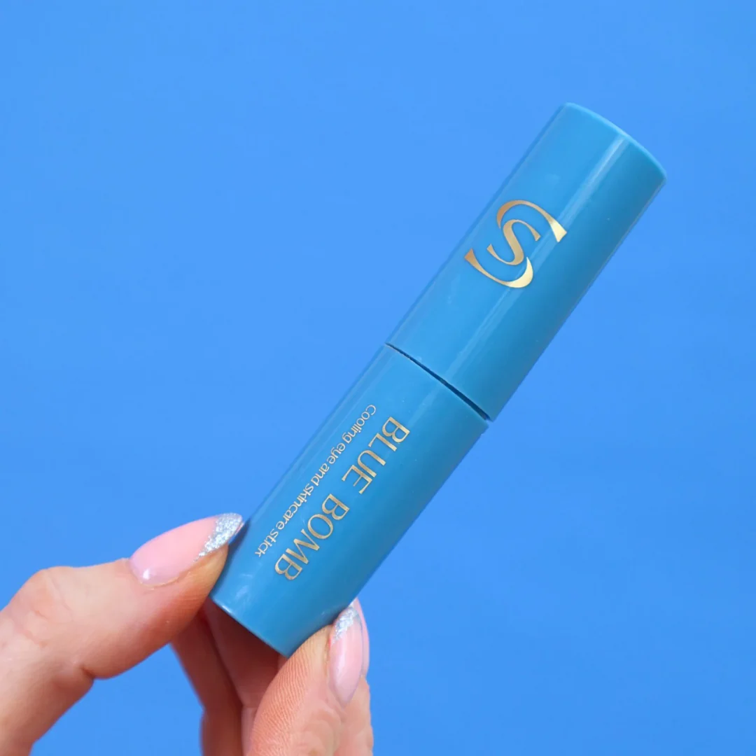 Sadies Secrets Blue Bomb Cooling Eye & Skincare Stick - Image 3
