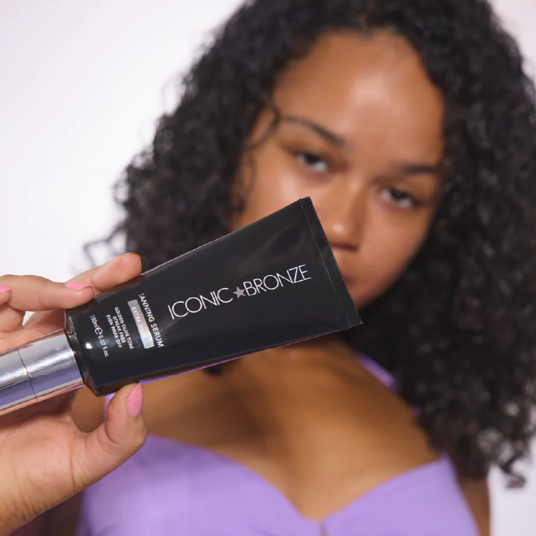 Iconic Bronze Tanning Serum - Image 12