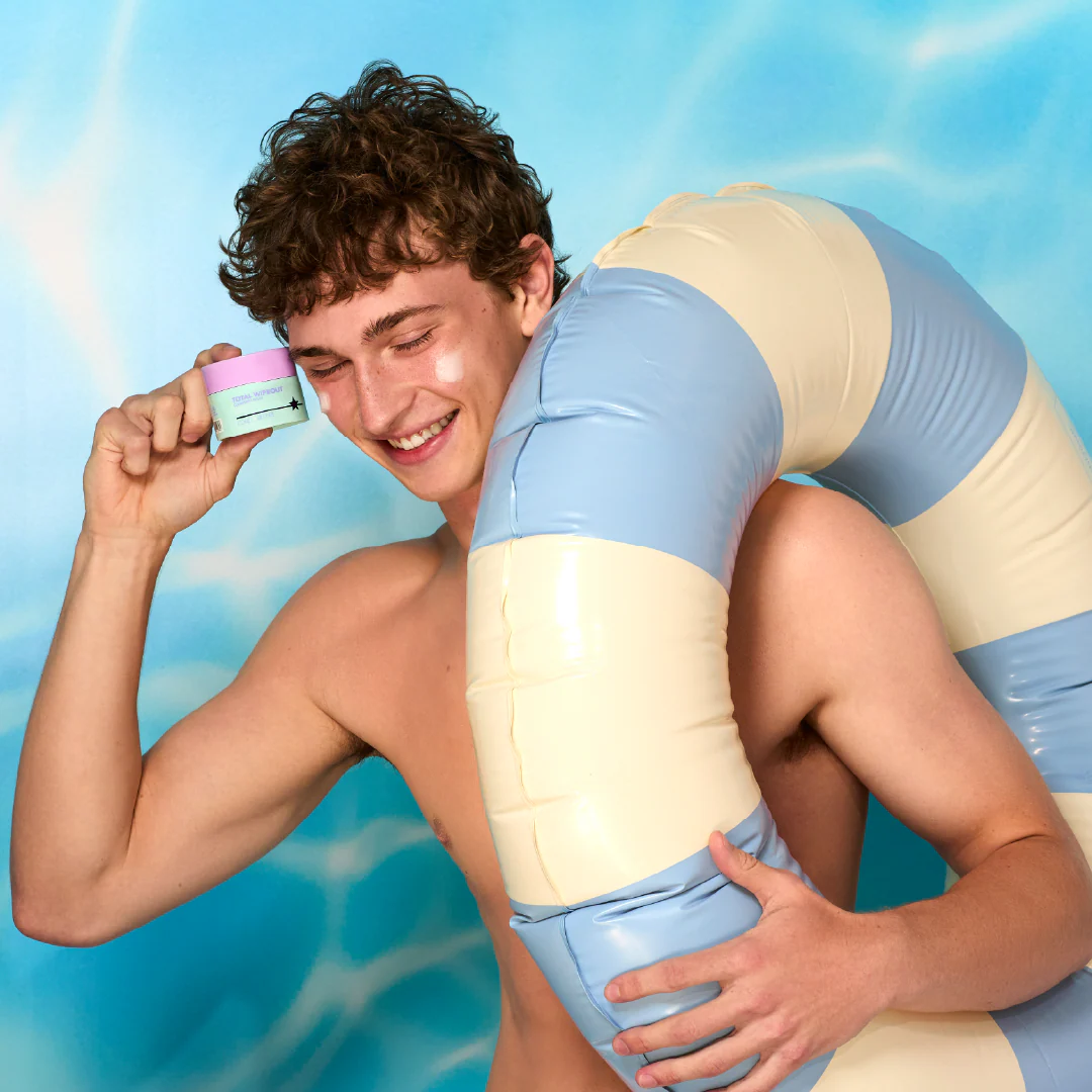 Iconic BronzeTotal Wipeout Skin Cleansing Balm - Image 11